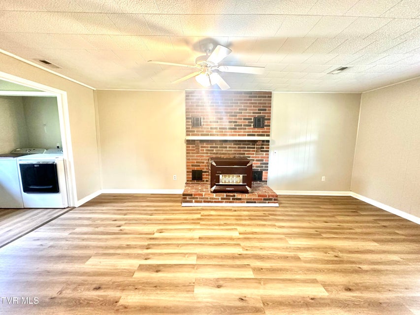 Photo #14: 125 Dogwood Lane