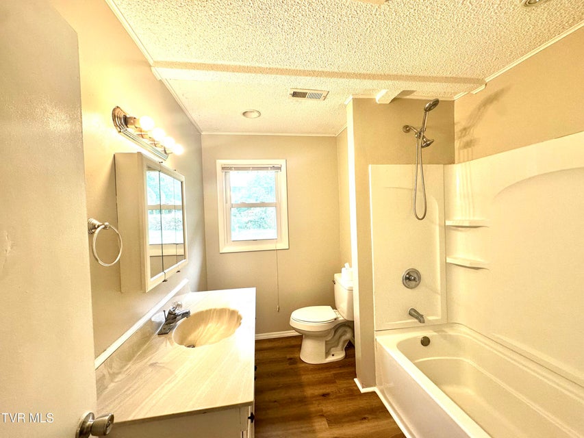 Photo #22: 125 Dogwood Lane