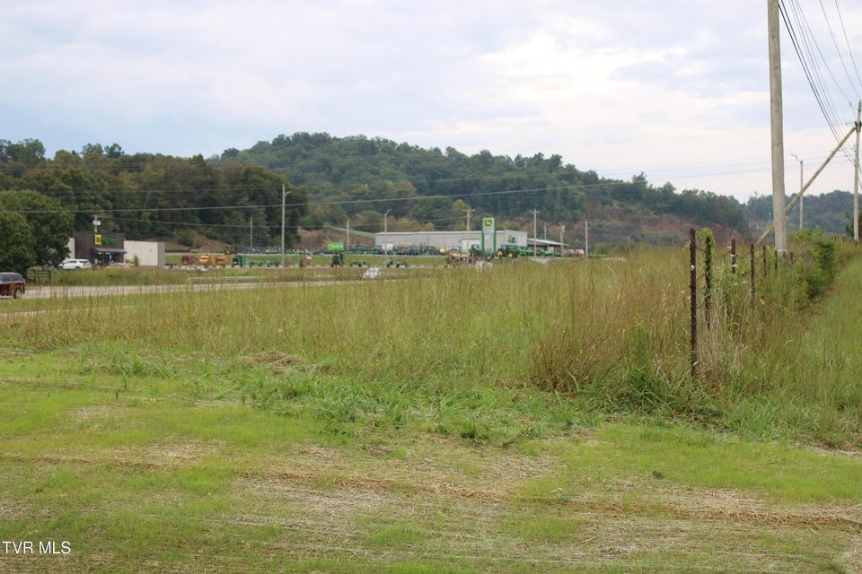 Photo #10: 00 Andrew Johnson Highway