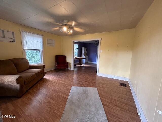 Photo #7: 3135 3rd Avenue