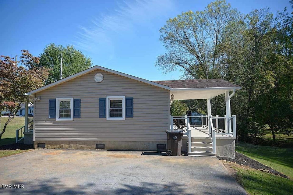 Photo #7: 216 Old Weaver Pike