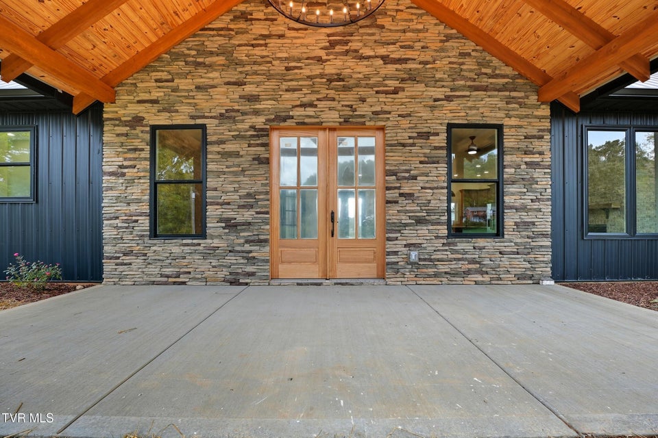 Photo #9: 260 Shannon View Road