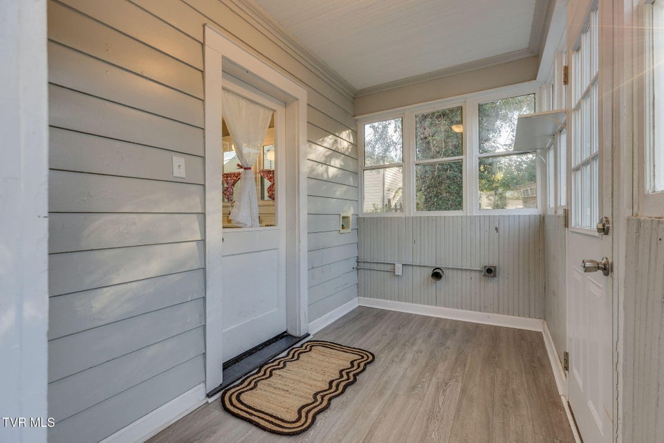 Photo #21: 1614 Broad Street