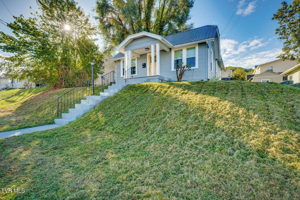 Photo #3: 1614 Broad Street