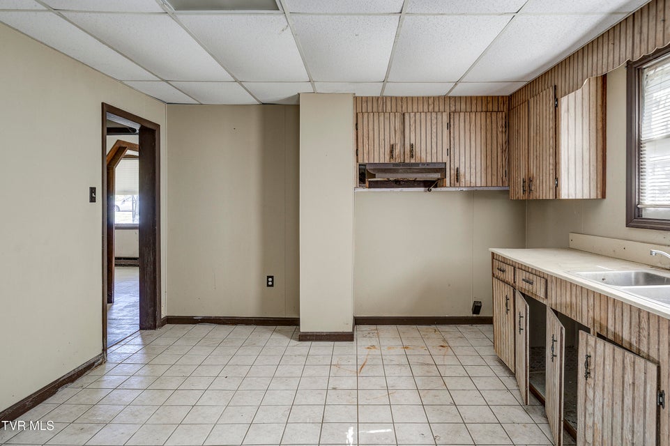 Photo #10: 147 & 149 Lynn Road