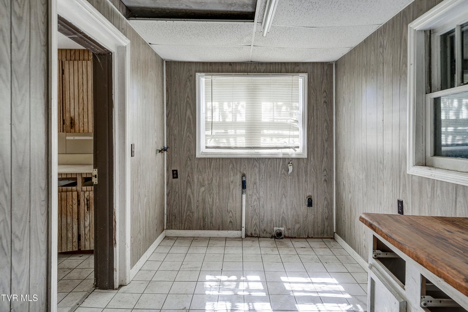 Photo #11: 147 & 149 Lynn Road