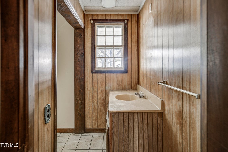 Photo #12: 147 & 149 Lynn Road