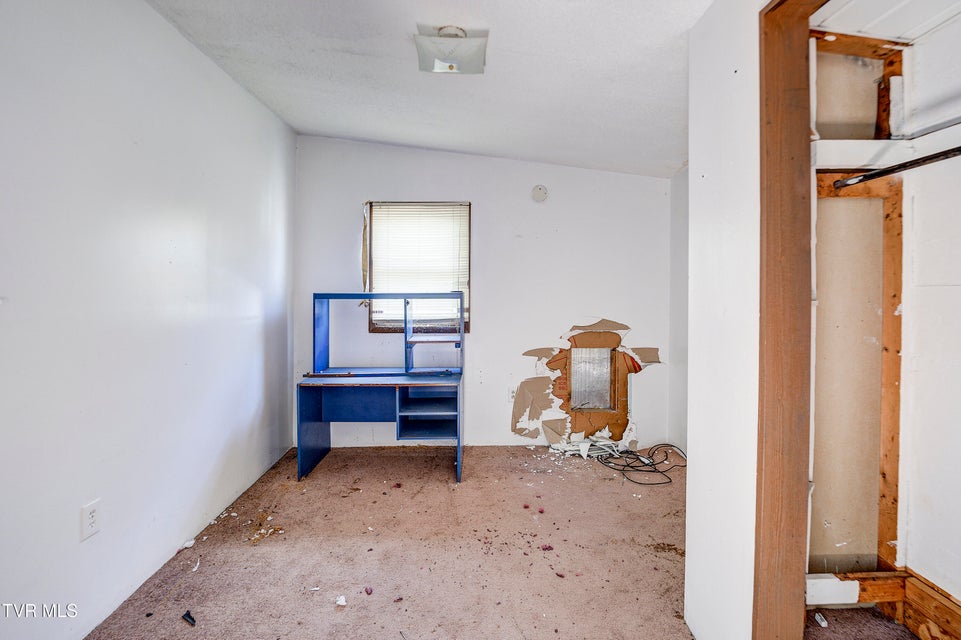 Photo #17: 147 & 149 Lynn Road