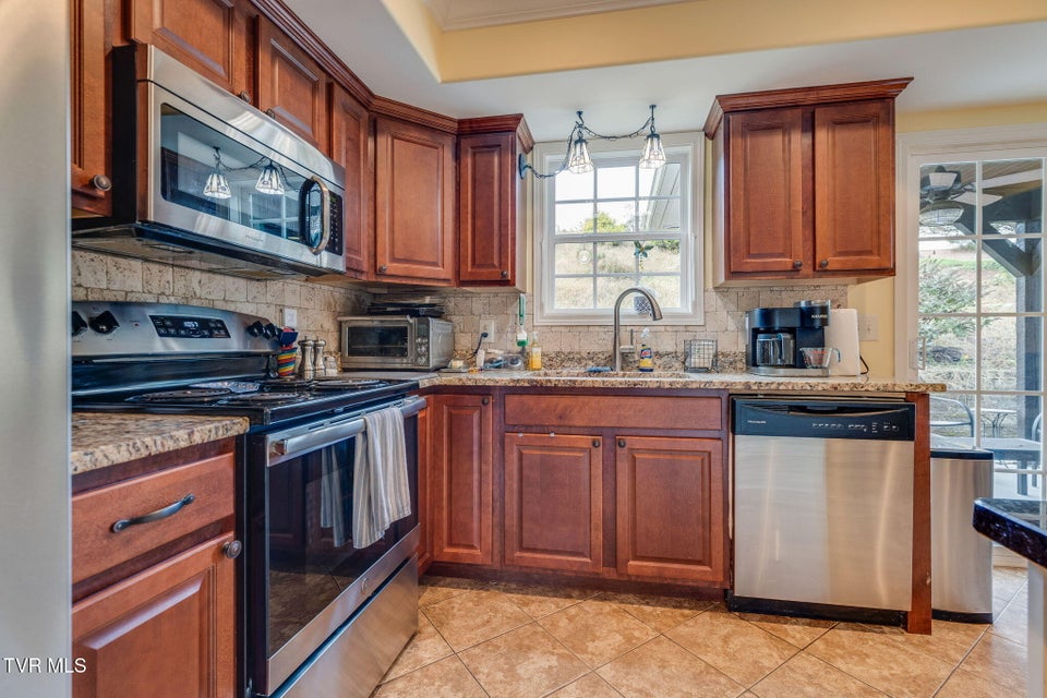 Photo #10: 130 Dove Lane