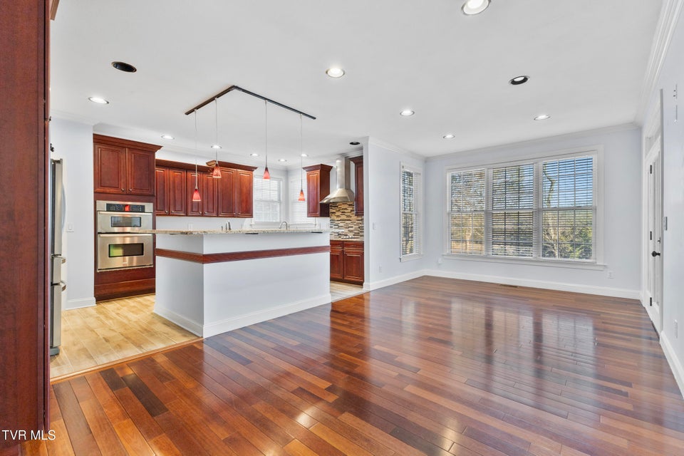 Photo #15: 5220 Aspen Avenue