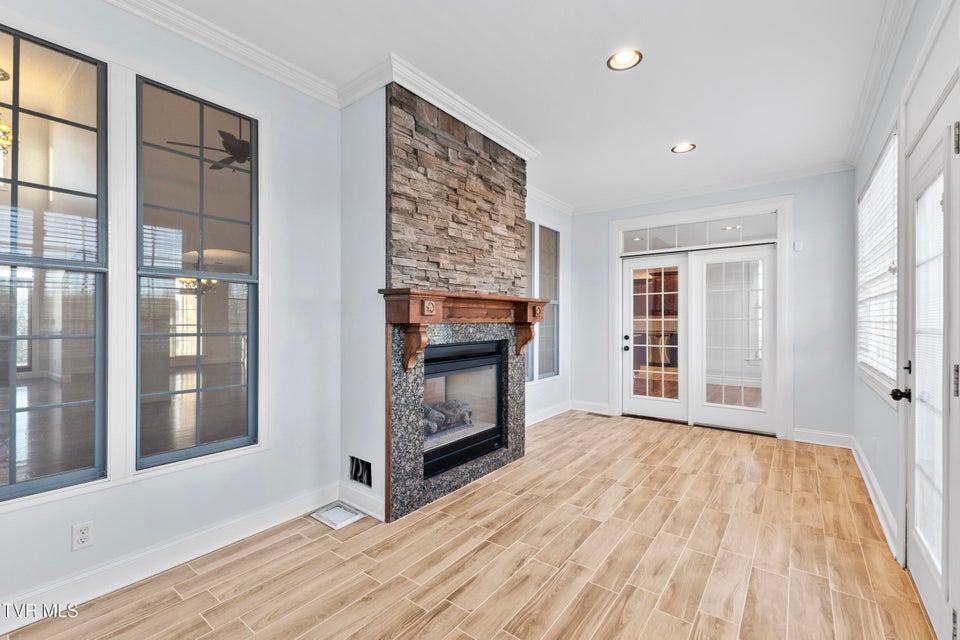 Photo #20: 5220 Aspen Avenue
