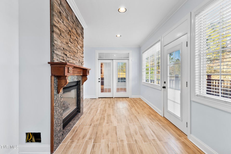 Photo #21: 5220 Aspen Avenue