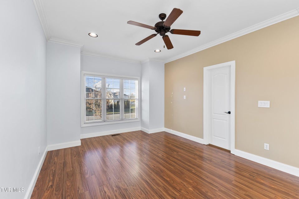 Photo #29: 5220 Aspen Avenue