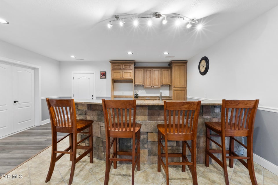 Photo #45: 5220 Aspen Avenue
