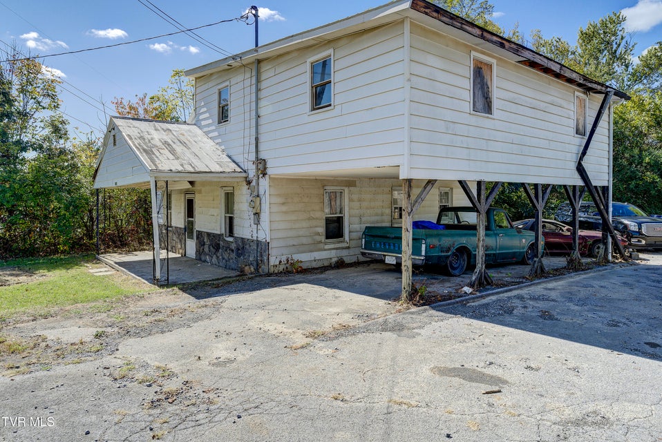 Photo #2: 147 & 149 Lynn Road