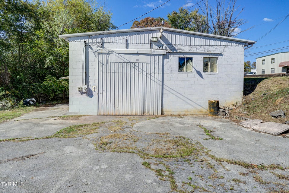 Photo #21: 147 & 149 Lynn Road