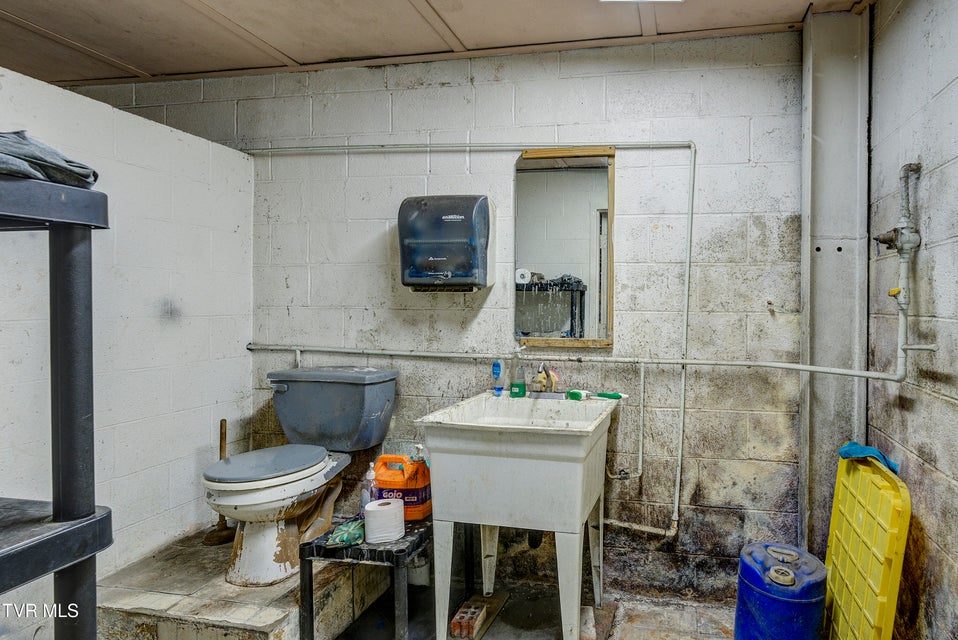 Photo #26: 147 & 149 Lynn Road