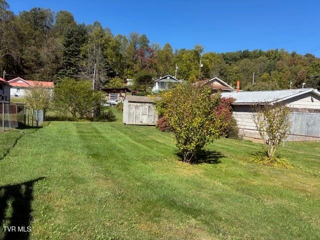 Photo #3: 405 Virginia Avenue