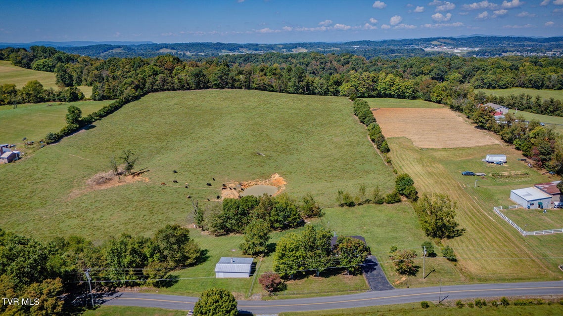 Photo #33: 332 Deerlick Road