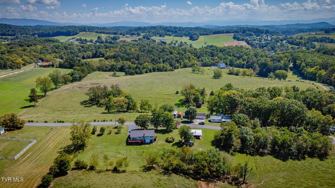 Photo #35: 332 Deerlick Road