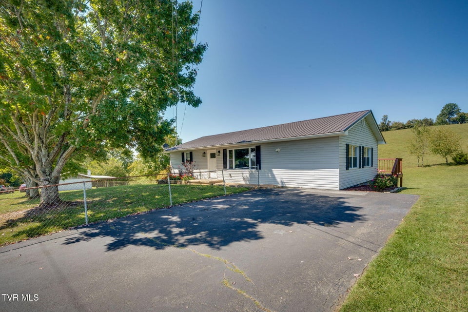 Photo #23: 332 Deerlick Road