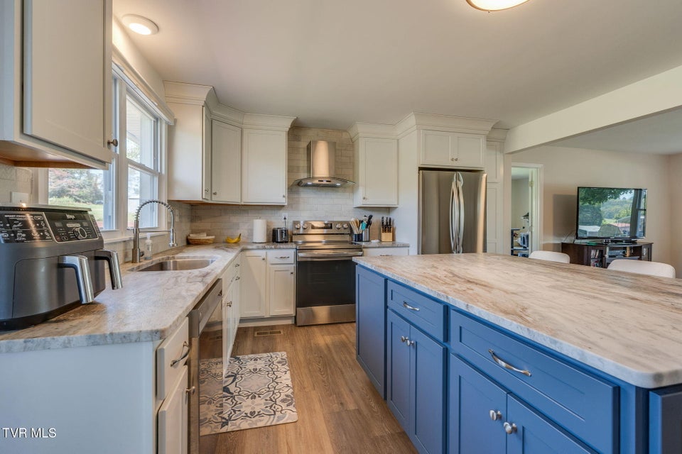 Photo #7: 332 Deerlick Road