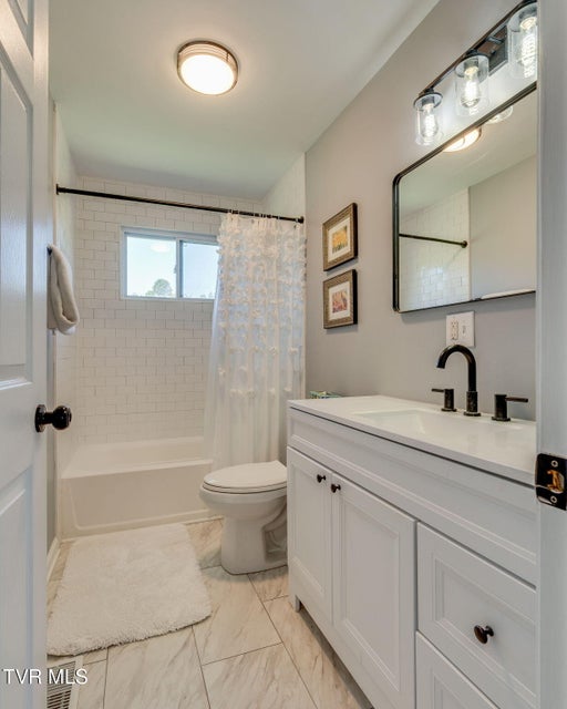 Photo #17: 332 Deerlick Road