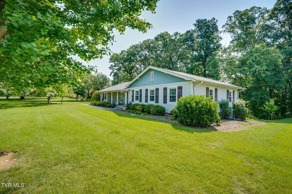 Photo #2: 421 High Ridge Rd Road