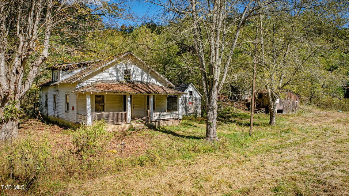 Photo #4: 413 Willow Branch Road