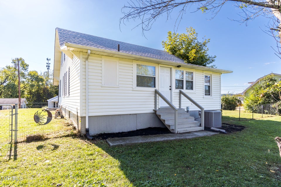 Photo #12: 112 Holston View Drive