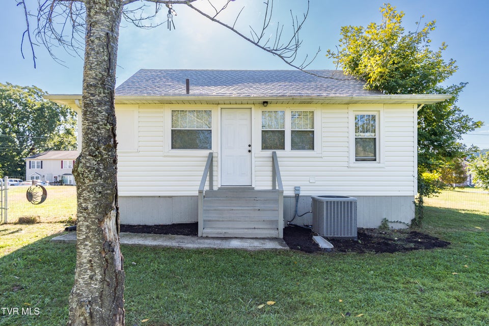 Photo #13: 112 Holston View Drive