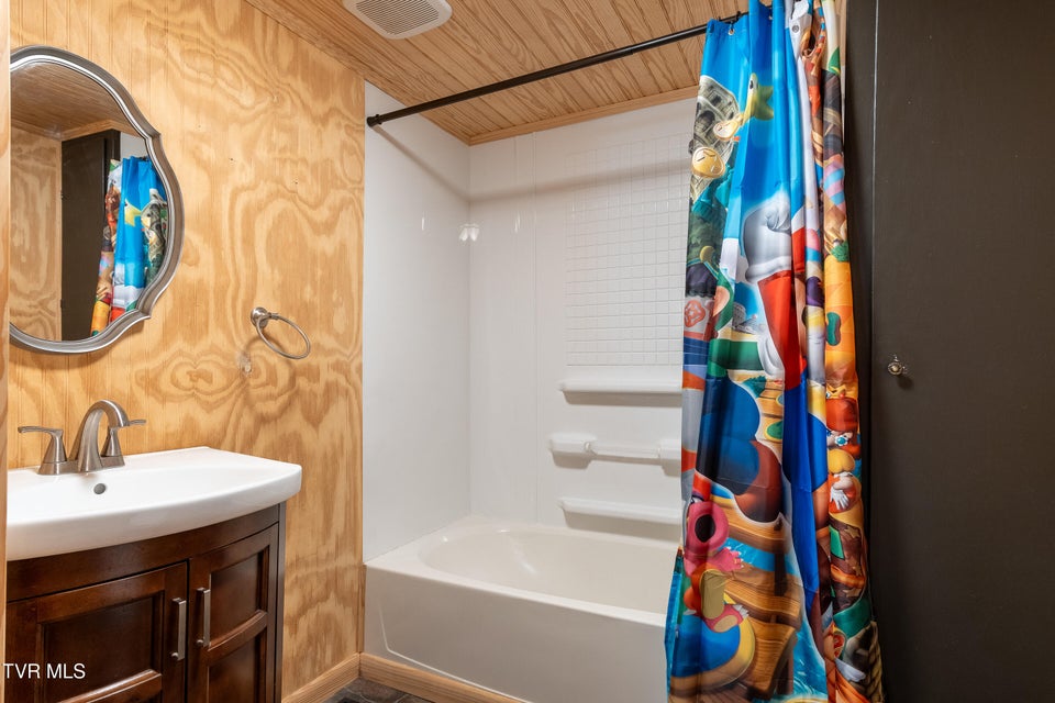 Photo #32: 112 Holston View Drive