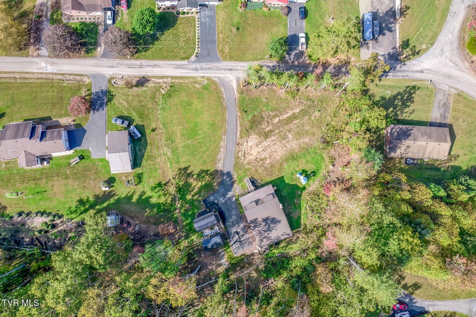 Photo #3: 214 Oak Hills Lane