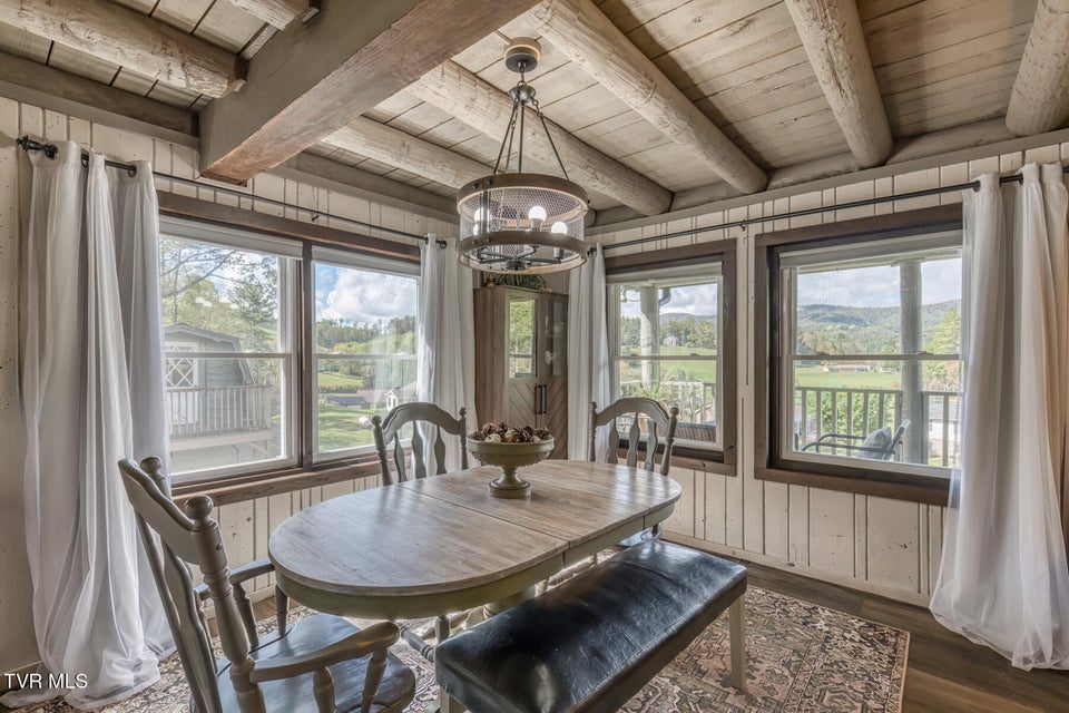 Photo #12: 214 Oak Hills Lane