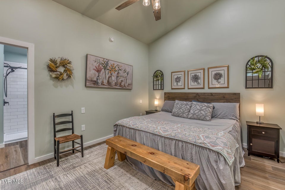 Photo #26: 214 Oak Hills Lane