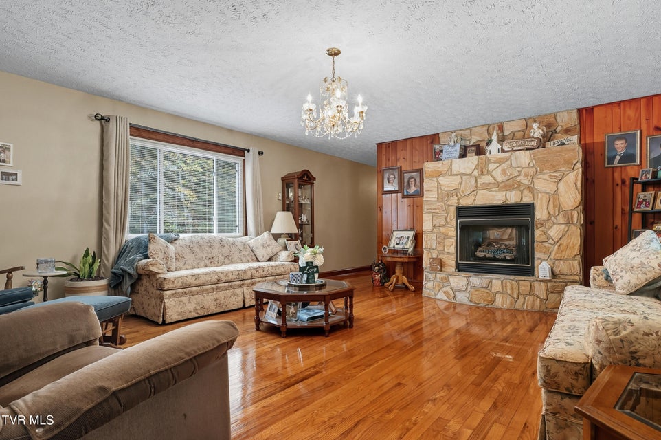 Photo #8: 4299 Fairview Road