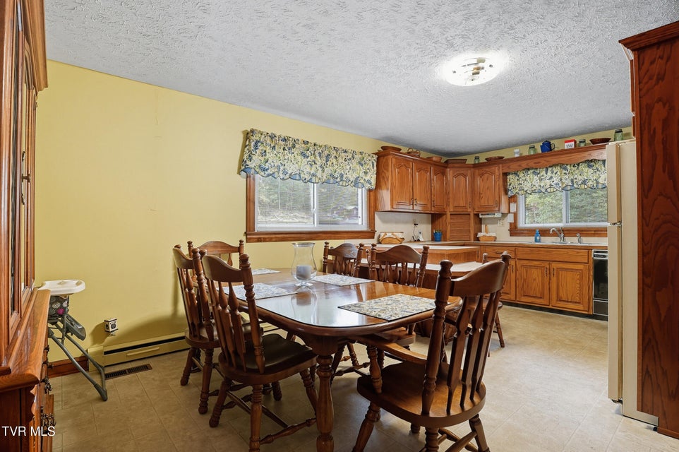 Photo #14: 4299 Fairview Road