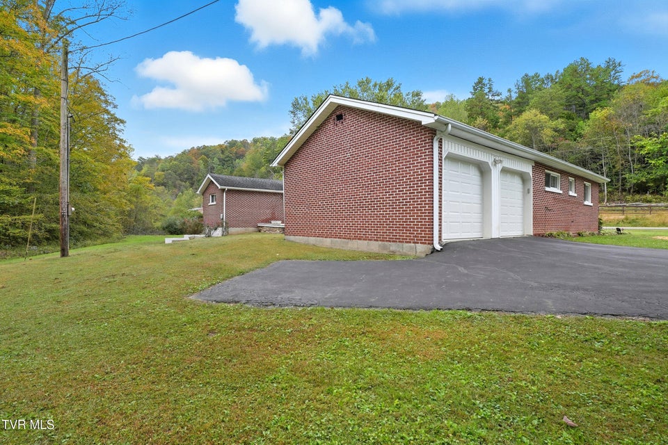 Photo #33: 4299 Fairview Road