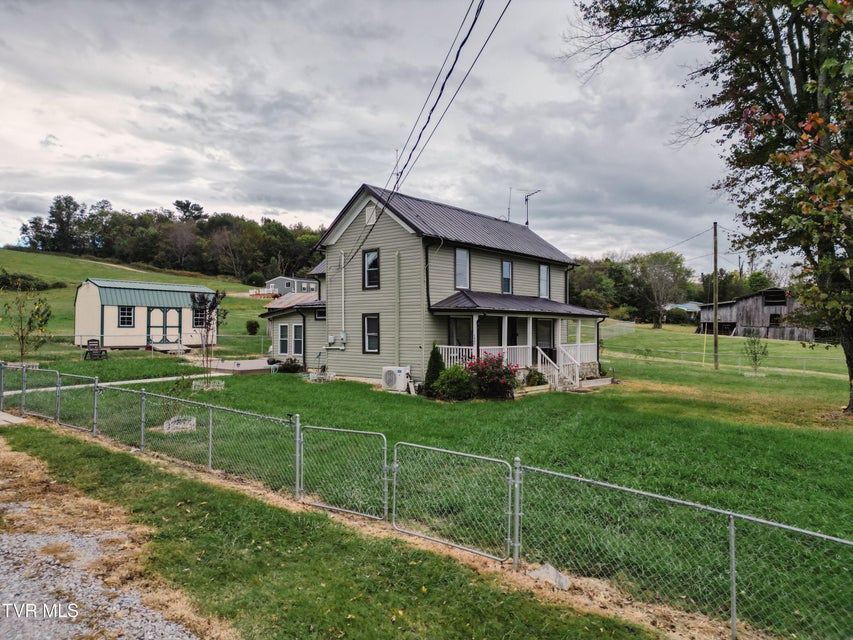 Photo #7: 1405 Lick Hollow Road