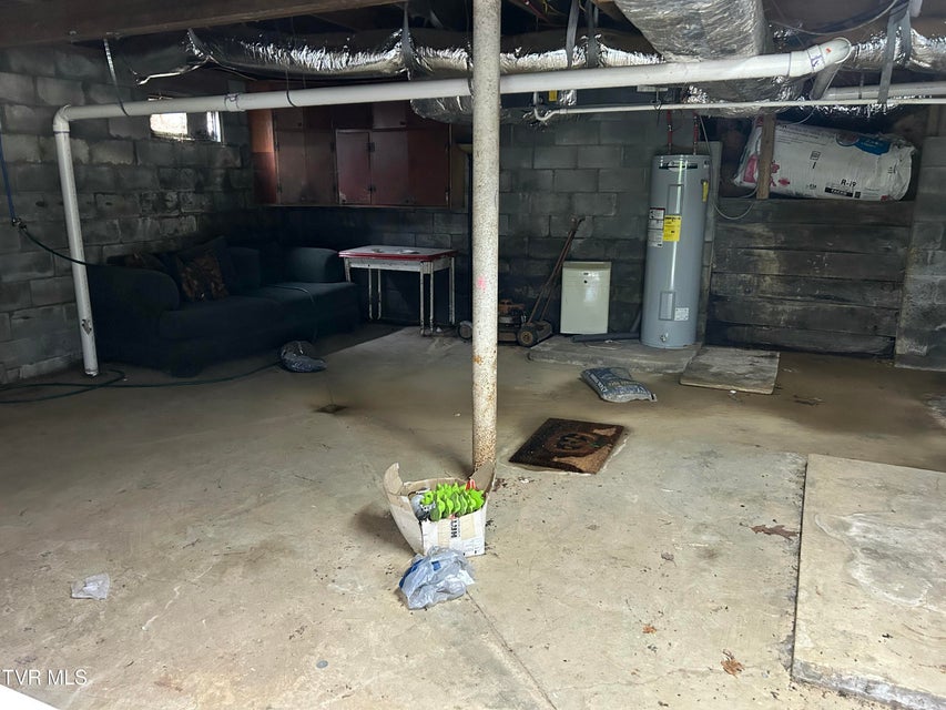 Photo #26: 1048 Ridge Avenue