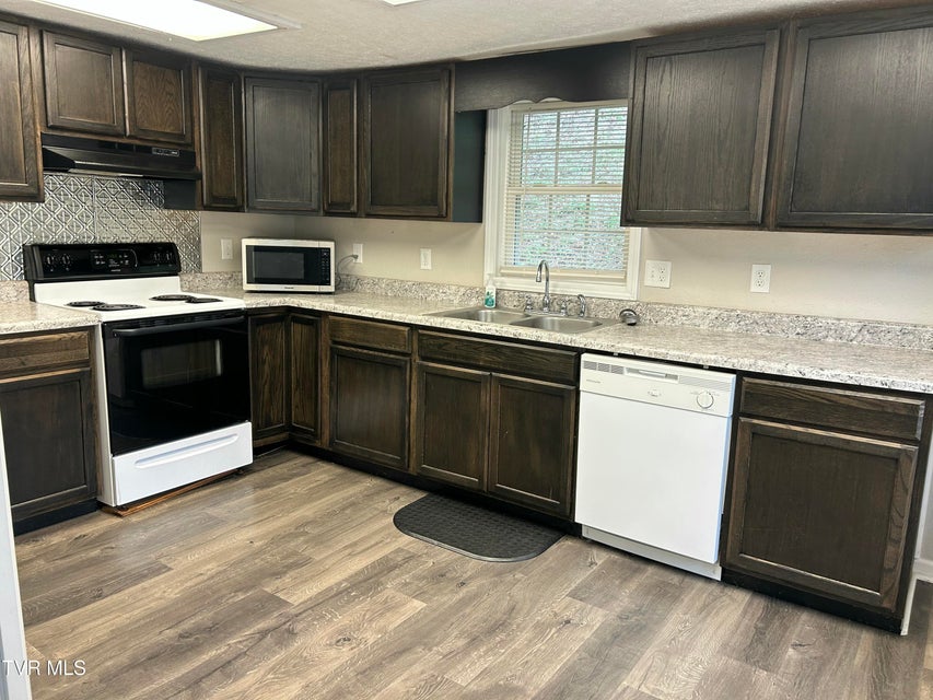 Photo #17: 1048 Ridge Avenue