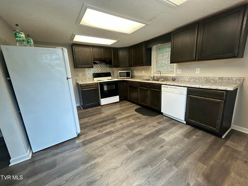 Photo #23: 1048 Ridge Avenue