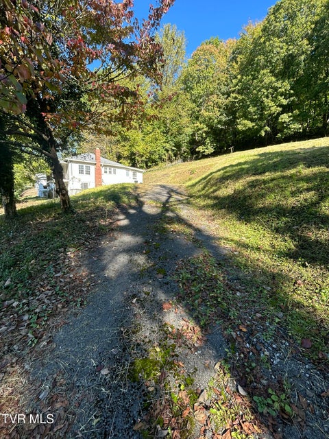 Photo #7: 1048 Ridge Avenue