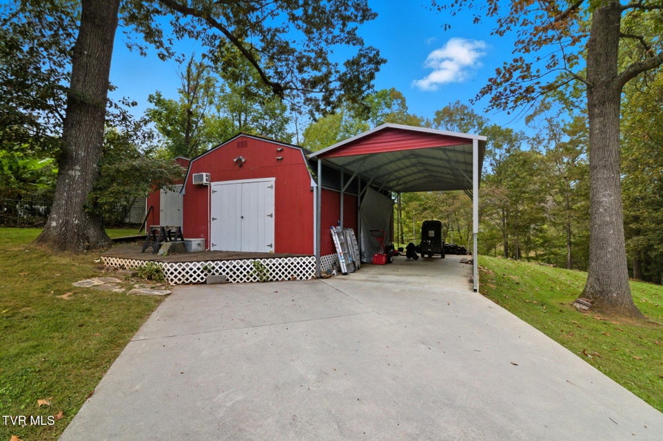 Photo #32: 1411 Erwin Highway