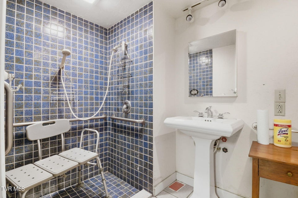 Photo #28: 1411 Erwin Highway