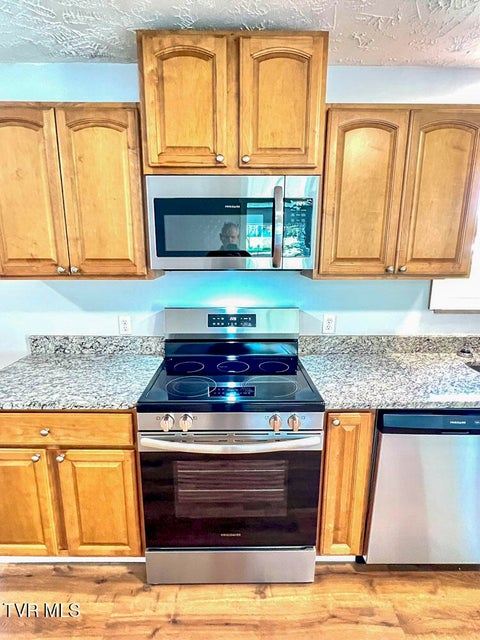 Photo #9: 914 Flax Lane