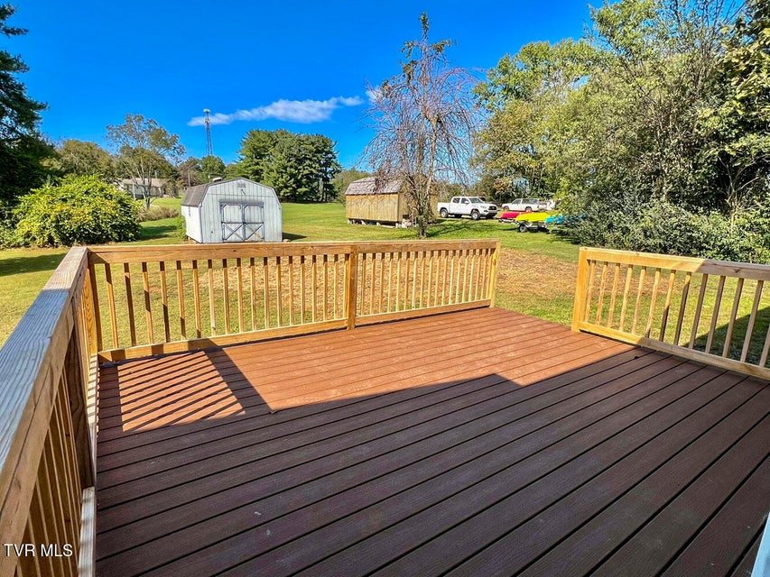 Photo #18: 914 Flax Lane