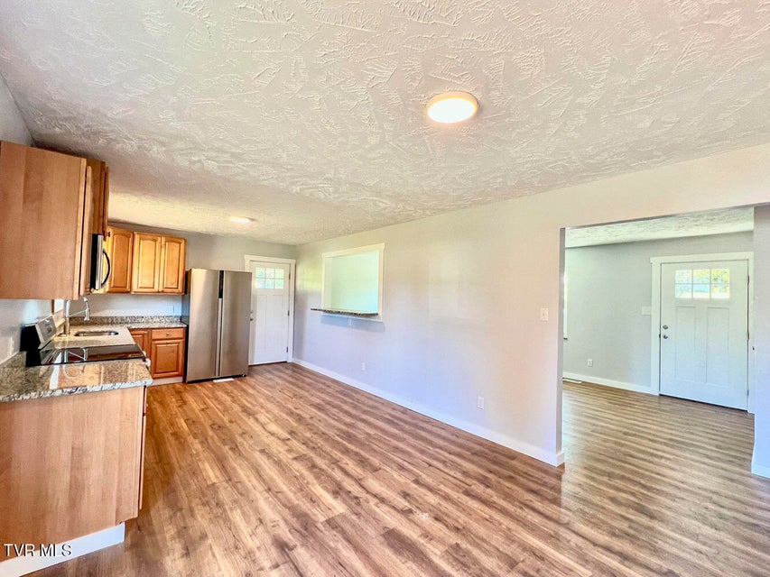 Photo #19: 914 Flax Lane