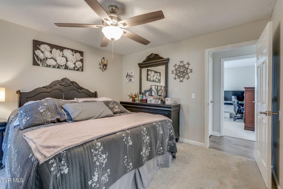 Photo #11: 140 Sunrise Meadows Ct. 