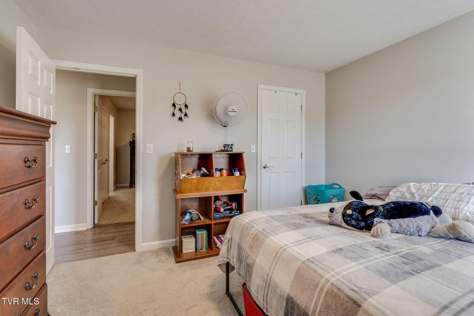 Photo #15: 140 Sunrise Meadows Ct. 